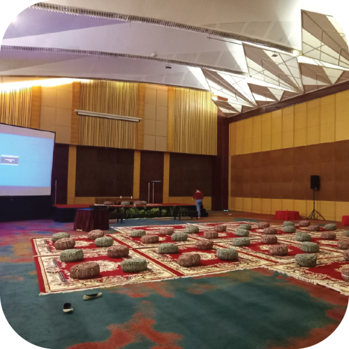 sewa bantal lesehan bulat berkualitas dan termurah bagus multi event