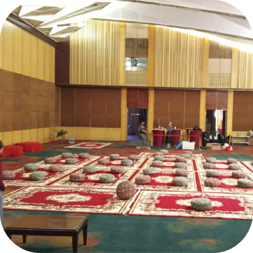 sewa bantal lesehan bulat berkualitas dan termurah bagus multi event