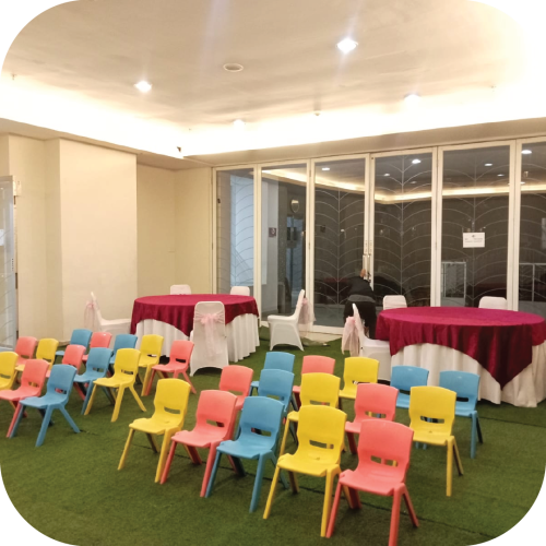 sewa meja anak jakarta berkualitas dan terpercaya bagus multi event